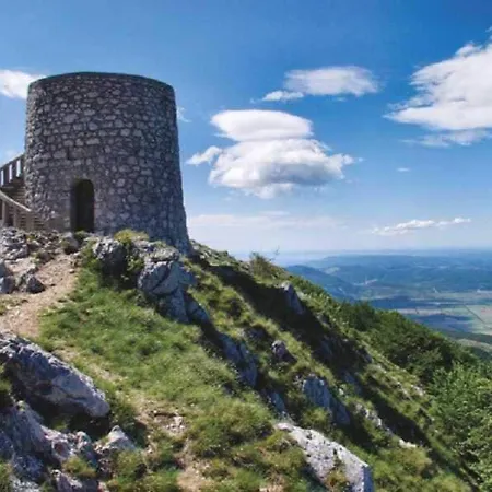 Sara S Predivnim Pogledom Na Lägenhet Matulji